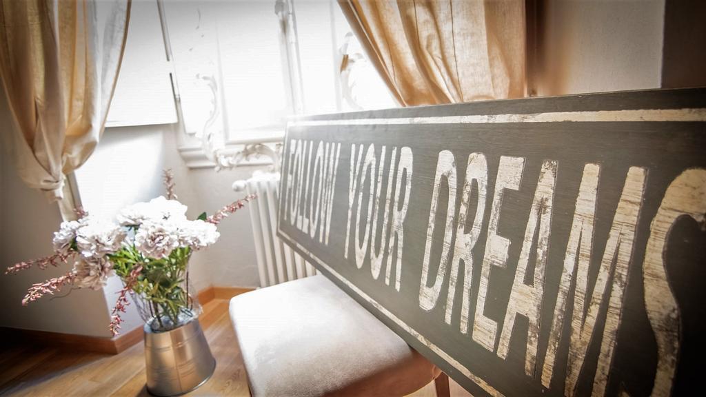 Stunning Apt 5Min Walk To Duomo Florence Ngoại thất bức ảnh